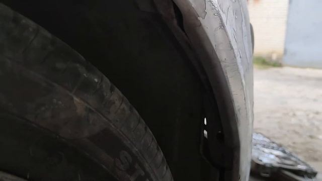 Как снять крыло Митсубиси Кольт Mitsubishi Colt смотреть онлайн