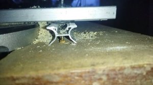 Перевернул Фрезер на стол