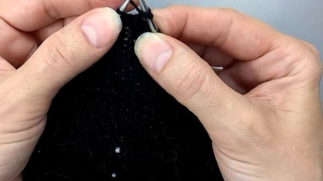 Джемпер с интарсией и бисером. 227-237 ряд. смотреть онлайн