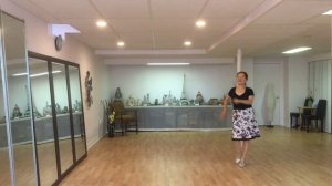 Bailamos Bachata Uh Line Dance (with teaching)