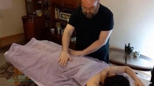 Как расслабить клиента перед массажем. Холистические техники. Уроки релакс-массажа.