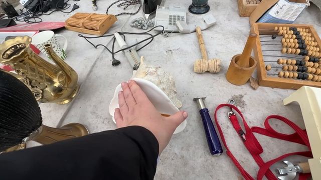 Крутая воскресная барахолка в Киеве | Часть 2 смотреть онлайн