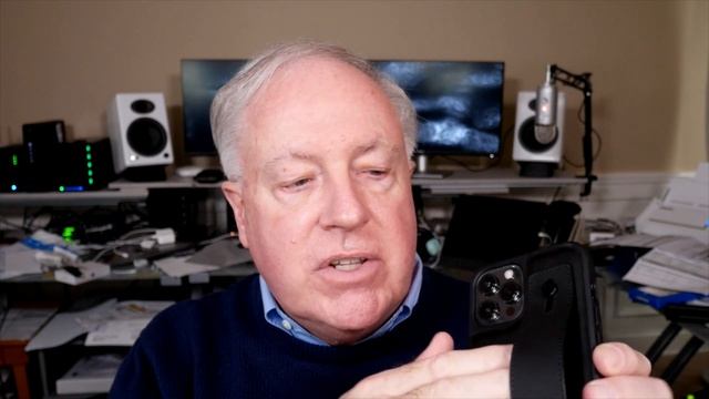 MacVoices #21037: MacVoices Briefing - adidas Grip and Trefoil Grip iPhone Cases смотреть онлайн