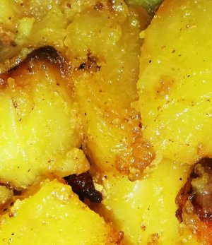 Жареный картофель с фаршем.