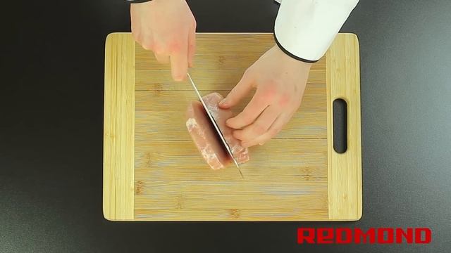 Мультиварка Redmond RMC-M4504 Свинина с фасолью.mp4 смотреть онлайн