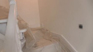 как самостоятельно подогнать карнизы?кухня ЭМАЛЬ начало! как подогнать ровно углы без сколов?