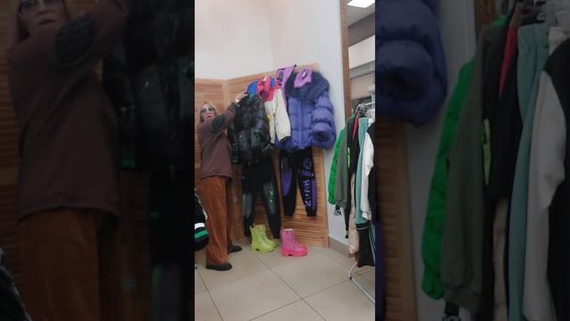 КОСТЮМЫ,  КУРТКИ,  БОТИНКИ В ЯРКИХ КРАСКАХ. РАЗМЕРЫ ДО 54.☎️ 8 909 839 06 33 Ирина.  доставка✈️ смотреть онлайн