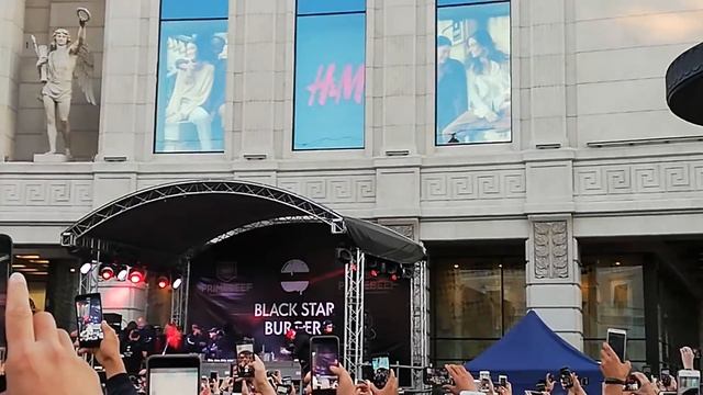 Открытие Black Star Burger в ТЦ Галерея, Санкт-Петербург 13 сентября 2018 смотреть онлайн