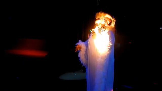 Freak show || Mama Savannah Georgia || opening 10/25/14 смотреть онлайн