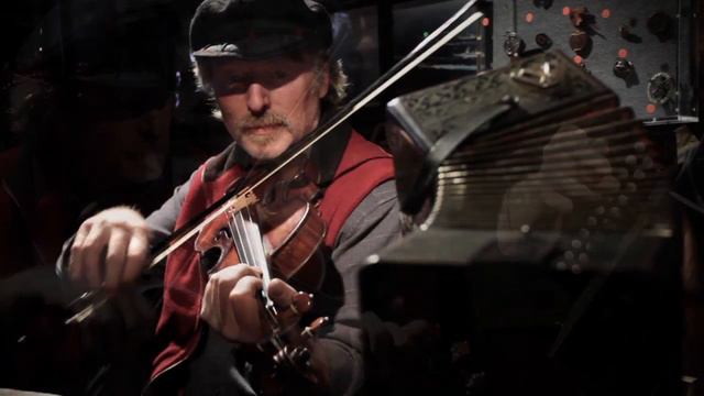 Traditional Accordion and Fiddle: French Waltz "Plaisir d'Amour" at Heinhold's смотреть онлайн