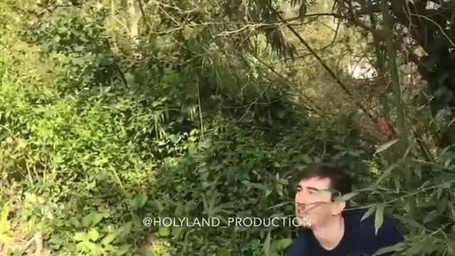 Каха-Серго теряются от мусоров смотреть онлайн