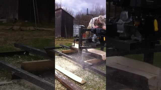 Дисковая поворотная пилорама Астрогань с ДВС (circular saw, rotary, gasoline engine)