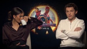 Том Холланд и Зендая отвечают на вопросы фанатов о человеке-пауке и не только