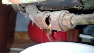 Котел аогв 80 капает вода