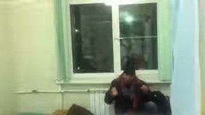 бомж поет в больнице" Эй мамбо мамбо итальяно..."