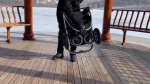 Видео обзор детской коляски luxmom 750