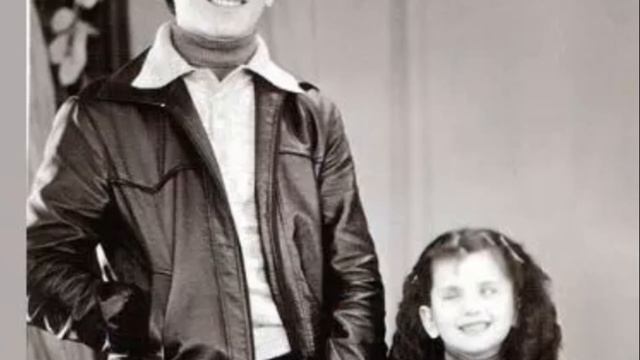 ГОЛОВОКРУЖИТЕЛЬНАЯ КРАСОТКА! Вот как в детстве выглядела Диана Гурцкая смотреть онлайн