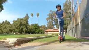 Razor E200 Electric Scooter Review - Best Electric Scooter for Teenager