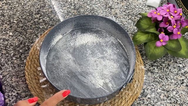 ПИРОГ ВКУСНЕЕ ШАРЛОТКИ, ВСЁ СМЕШАЛ И В ДУХОВКУ | Irina Belaja смотреть онлайн