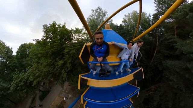 Аттракционы в Минске: Парк Челюскинцев, Минск, аттракцион Ладья. Тест-драйв. смотреть онлайн