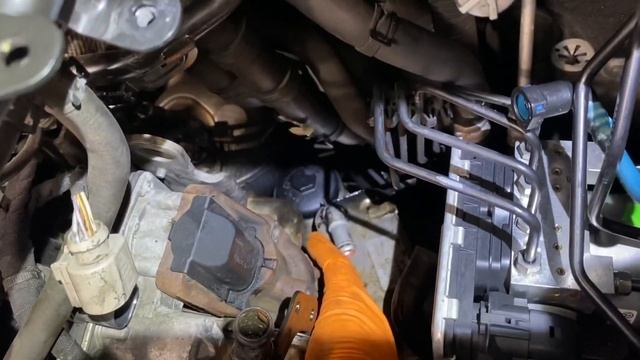 Volkswagen Transporter, leaking water & egr cooler replacement смотреть онлайн