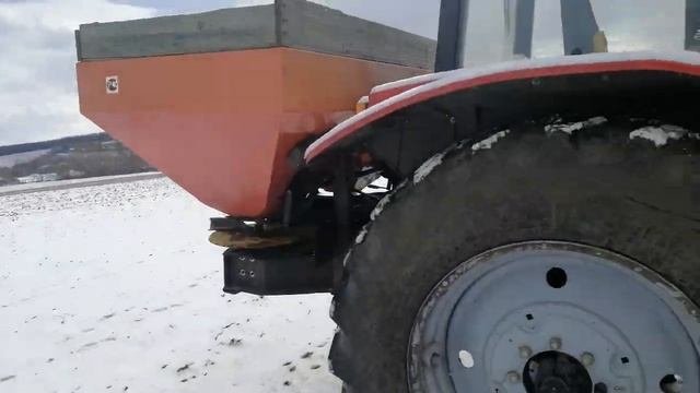 Разбрасыватель удобрение мву-900. Испытание