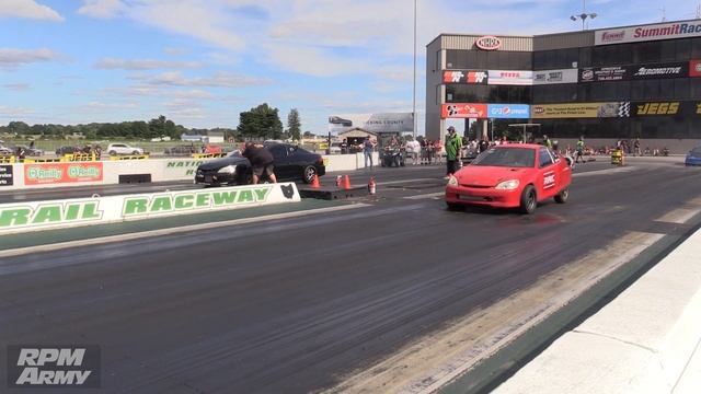 9 Second Honda INSIGHT Drag Racing Import Face Off смотреть онлайн