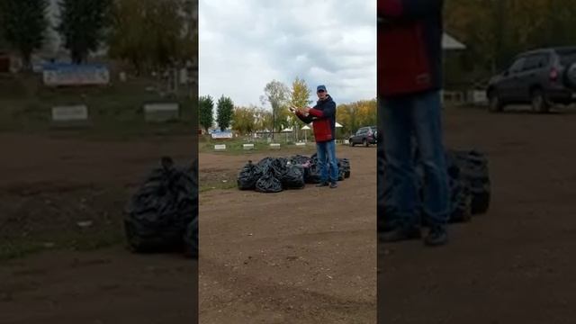 Лодочная станция и пляж г. Стерлитамак 2021. Субботник на берегу реки. смотреть онлайн