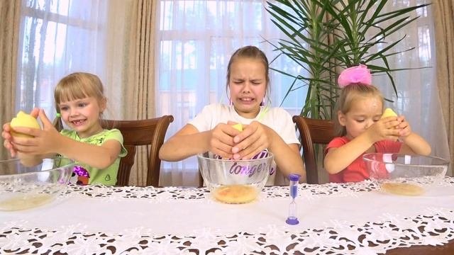 Руки - соковыжималки! Челлендж руками выжимаем сок!