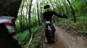 О чём думают при виде МОНОКОЛЕСНИКА?