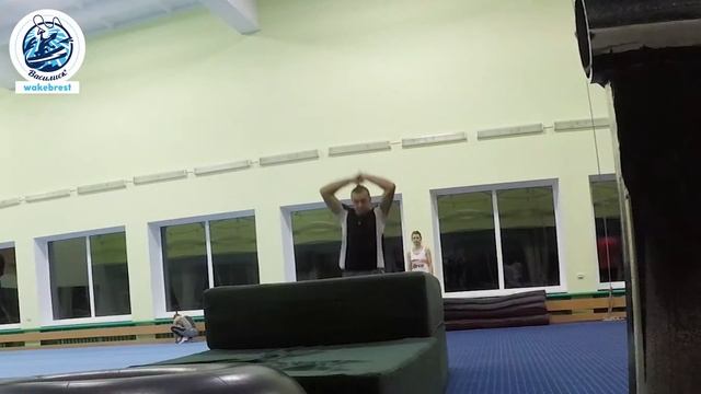 Акробатика 51я тренировка сальто, фляк, колесо 20200303 смотреть онлайн