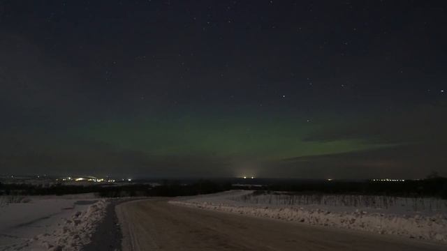Северное сияние 20.02.2021, Вологодская область, п. Малечкино смотреть онлайн