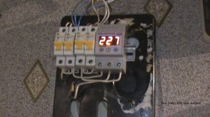 1 способ подключения двухклавишного выключателя + схема