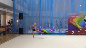 Художественная гимнастика, БП, 6 лет, когда во время выступления еще и поприветствовала друга #rg