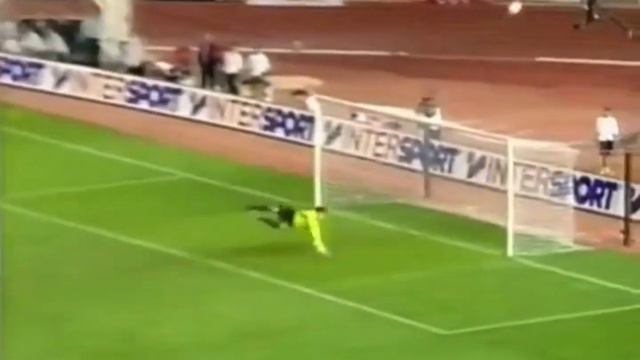 Juan Sebastian Veron vs Keane | vs Manchester United | 1999 UEFA Super Cup | MOTM | All Touches смотреть онлайн