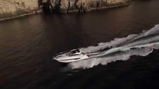 Princess V40 | Спортивная моторная яхта V-класса