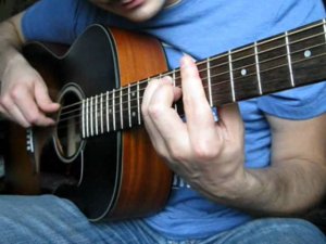 Потому что нельзя быть на свете красивой такой на гитаре