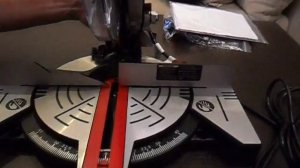 Зубр ЗПТ 210 1400Л торцовочная пила обзор