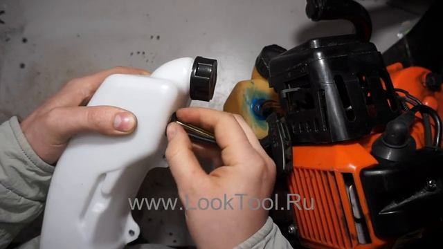 Триммер ТЕЧЕТ БЕНЗИН !!!!.mp4