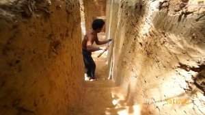 Build the Most Secret Hidden Underground Tunnel House In Deep Jungle