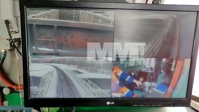 Смертельный случай в Междуреченске грузовой поезд наехал на пешехода смотреть онлайн