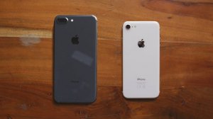 Распаковка iPhone 8 и 8 Plus