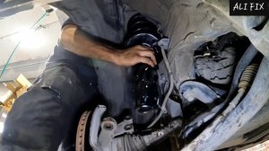 как заменить стойки в сборе ... toyota corolla 2014 - 2017 #подвеска #ходовая