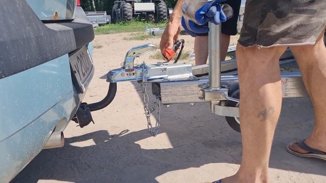 едем выбирать прицеп для хоз нужд и поездок на природу смотреть онлайн