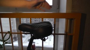 Лучшее седло для велосипеда Stels AZ-555 G-02 - Толстое и с двумя пружинами