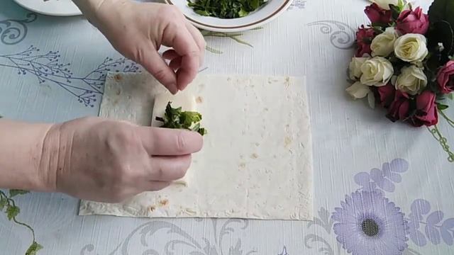 Как правильно завернуть сулугуни в лаваш, чтобы он не вытекал при жарке на решётке. смотреть онлайн