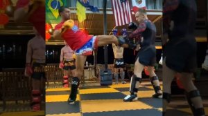 Push kick. Muay Thai. Виталий Дунец