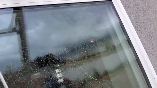 Как использовать сгон для мытья окон. смотреть онлайн