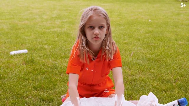 Сделала ГИГАНТСКИЙ СЛАЙМ! Слайм челлендж! смотреть онлайн