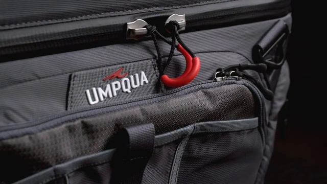 Umpqua Famous 2500 Boat Bag Fly Fishing Boating Gear Bag Product Tour смотреть онлайн
